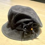 【お忘れ物のお知らせ】女性用お帽子をお預かりしています👒